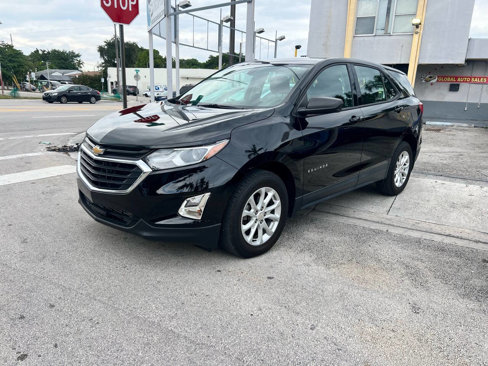 Used 2018 Chevrolet Equinox LS image 3