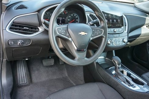 Used 2023 Chevrolet Malibu LT image 10