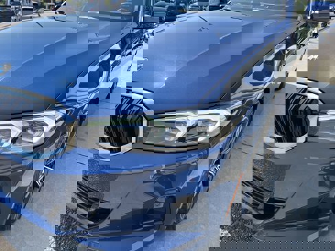 Certified 2024 BMW 330i Sedan image 11