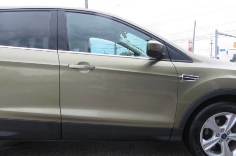 Used 2013 Ford Escape SE image 2