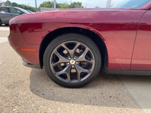 Used 2017 Dodge Challenger SXT Plus image 16