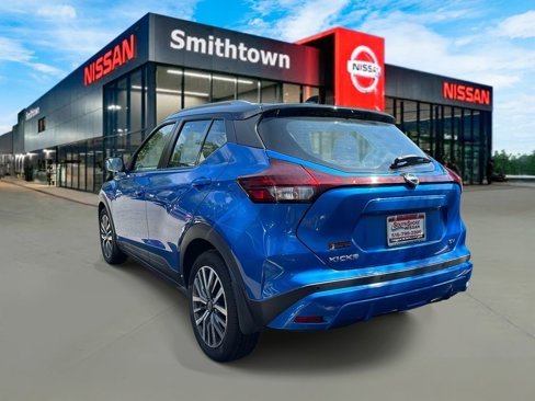 Certified 2022 Nissan Kicks SV image 6
