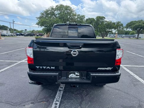 Used 2017 Nissan Titan PRO-4X image 7
