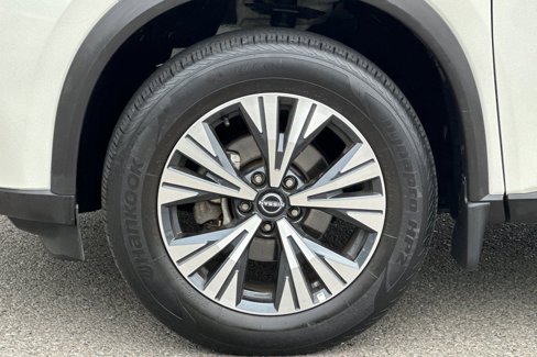 Used 2022 Nissan Rogue SV image 31