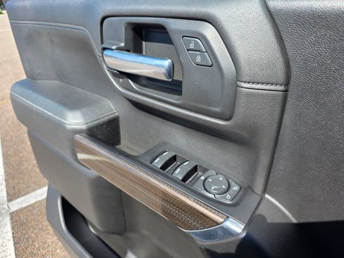 Used 2019 Chevrolet Silverado 1500 LT w/ All-Star Edition image 13