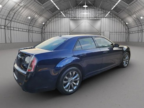 Used 2014 Chrysler 300 S image 2