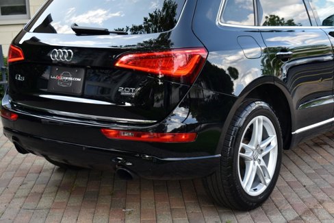 Used 2017 Audi Q5 2.0T Premium Plus w/ Technology Package image 15