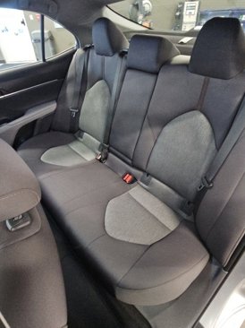 Used 2019 Toyota Camry L image 30