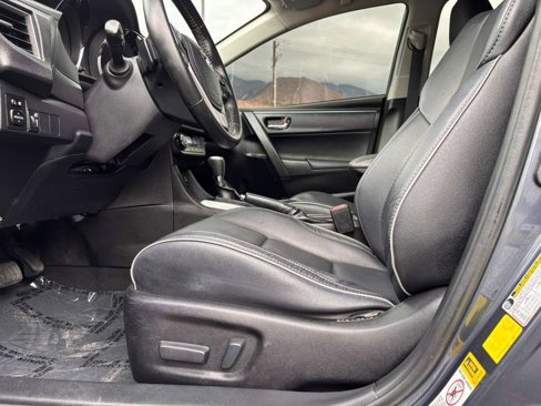Used 2016 Toyota Corolla S Premium image 23