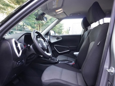 Used 2022 Kia Soul LX w/ Technology Package image 27