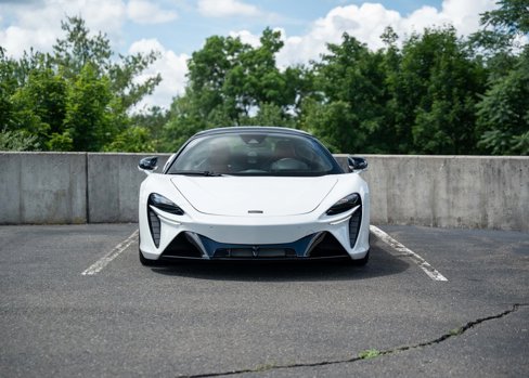 New 2025 McLaren Artura Spider image 7