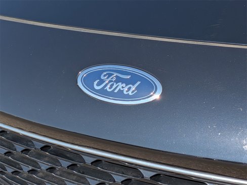 Used 2020 Ford Escape SE image 9