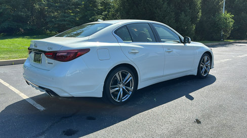 Certified 2021 INFINITI Q50 Signature Edition image 8