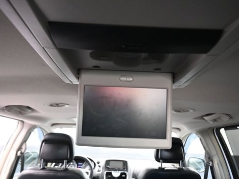 Used 2015 Chrysler Town & Country Touring-L w/ Driver Convenience Group image 43