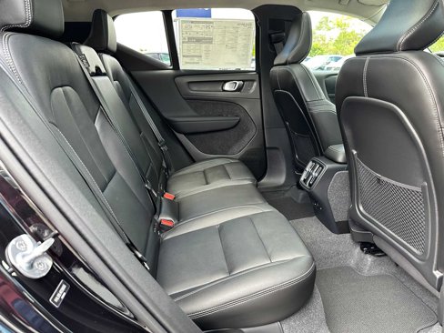 Used 2024 Volvo XC40 B5 Plus w/ Climate Package image 13