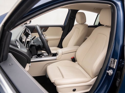 Certified 2021 Mercedes-Benz GLA 250 4MATIC image 15