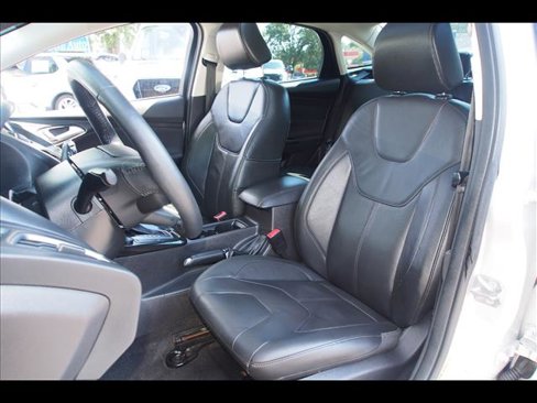 Used 2018 Ford Focus Titanium image 16