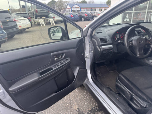 Used 2013 Subaru Crosstrek 2.0i Premium image 10