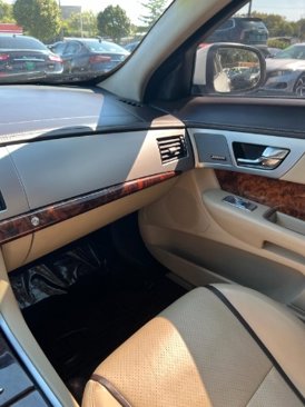 Used 2015 Jaguar XF Portfolio image 18