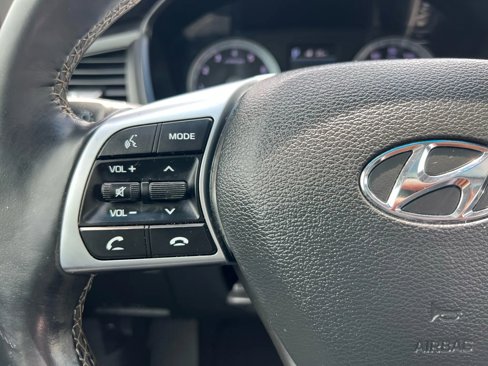 Used 2019 Hyundai Sonata Limited w/ Ultimate Package 04 image 26