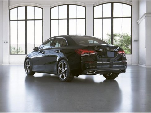 Certified 2022 Mercedes-Benz A 220 4MATIC image 28