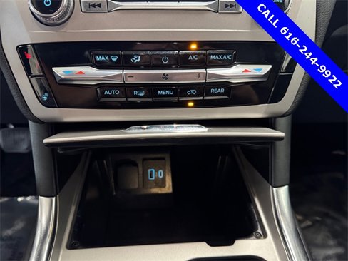 Used 2023 Ford Explorer XLT w/ Equipment Group 202A image 15