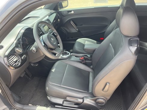 Used 2017 Volkswagen Beetle 1.8T image 12