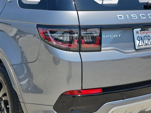 Used 2024 Land Rover Discovery Sport S image 35