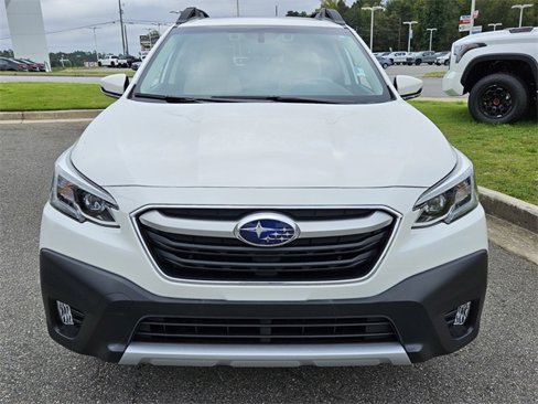 Used 2020 Subaru Outback Limited w/ Popular Package #2 image 2
