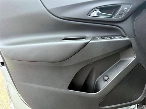 Used 2022 Chevrolet Equinox LT image 19