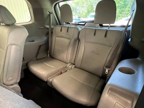 Used 2013 Toyota Highlander SE image 11