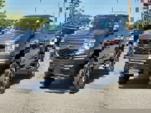 Used 2019 Chevrolet Colorado ZR2 image 1