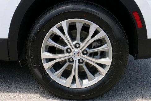 Used 2023 Buick Envision Preferred image 9