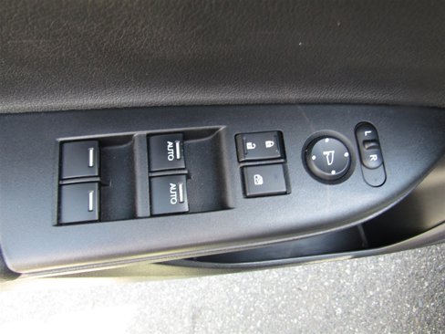 Used 2014 Honda Accord EX-L image 17