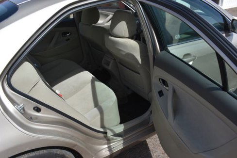 Used 2009 Toyota Camry LE image 14