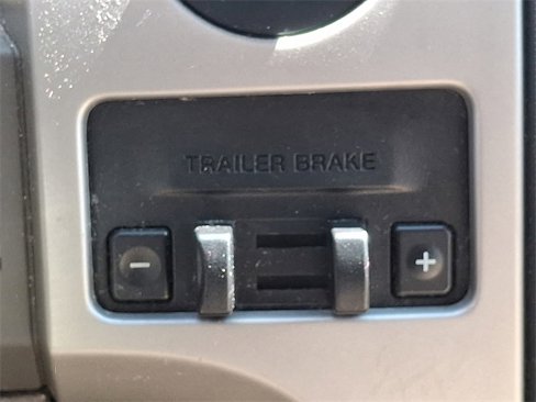 Used 2011 Ford F150 XLT w/ XLT Convenience Pkg image 24