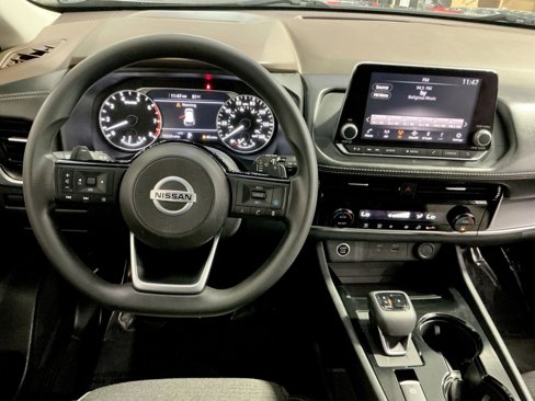 Used 2021 Nissan Rogue SV image 24