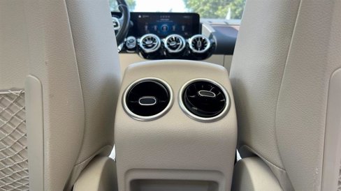 Used 2023 Mercedes-Benz GLA 250 4MATIC image 31