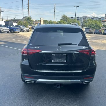 Used 2021 Mercedes-Benz GLE 350 4MATIC image 4