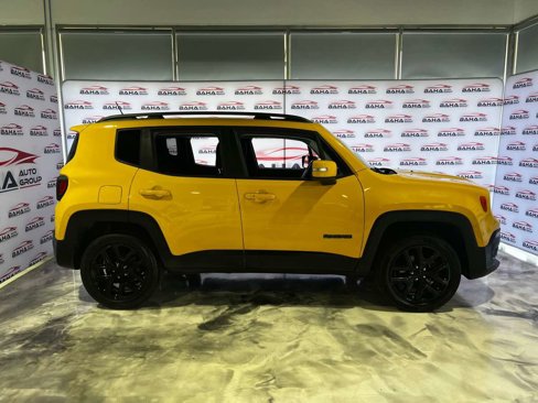Used 2017 Jeep Renegade Altitude image 13