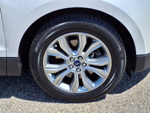 Certified 2019 Ford Edge Titanium w/ Cold Weather Package image 10