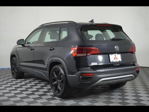 Used 2023 Volkswagen Taos S w/ Driver Assistance Package image 5
