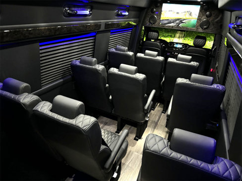 Used 2024 Mercedes-Benz Sprinter 3500 image 11