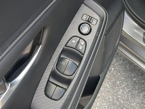 Used 2024 Nissan Sentra SV image 17