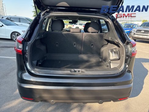 Used 2021 Nissan Rogue Sport S image 27