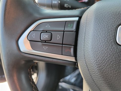 Used 2022 Jeep Compass Limited image 14