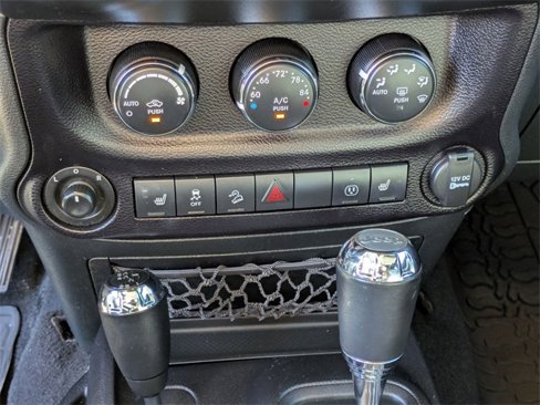Certified 2016 Jeep Wrangler Unlimited Rubicon image 17