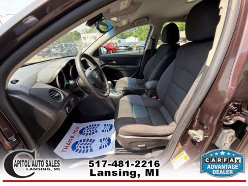 Used 2015 Chevrolet Cruze LT image 13