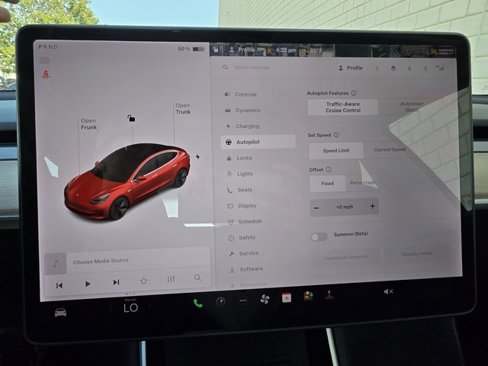Used 2018 Tesla Model 3 Long Range image 49