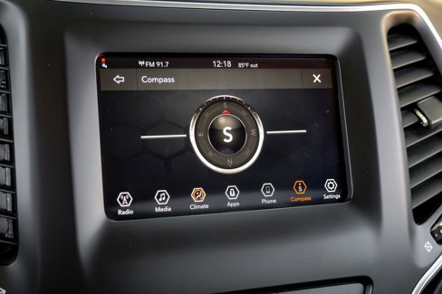 Used 2019 Jeep Cherokee Latitude Plus image 37